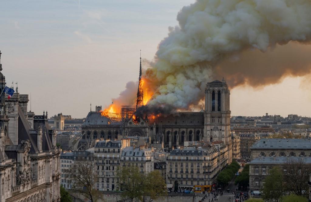 France Fire Notre Dame