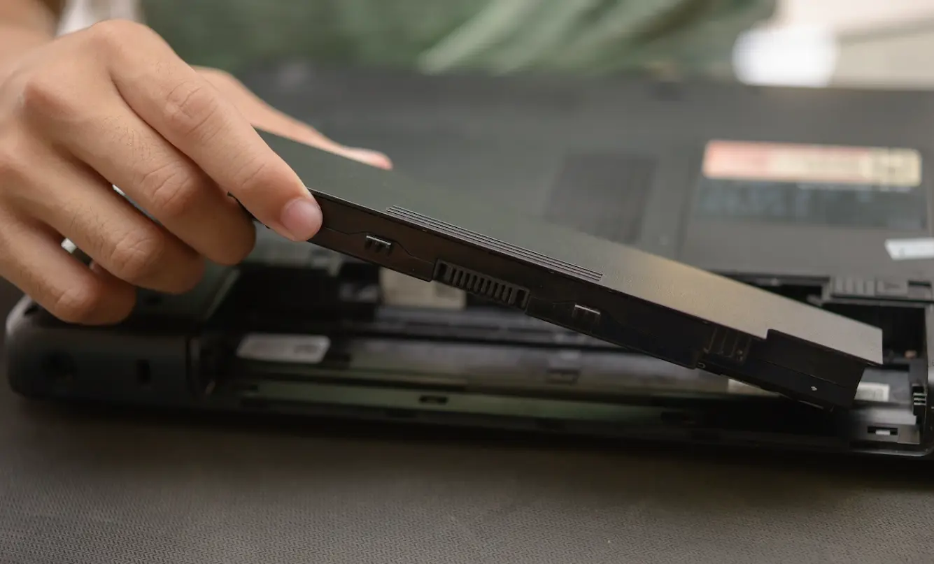 baterai laptop modern